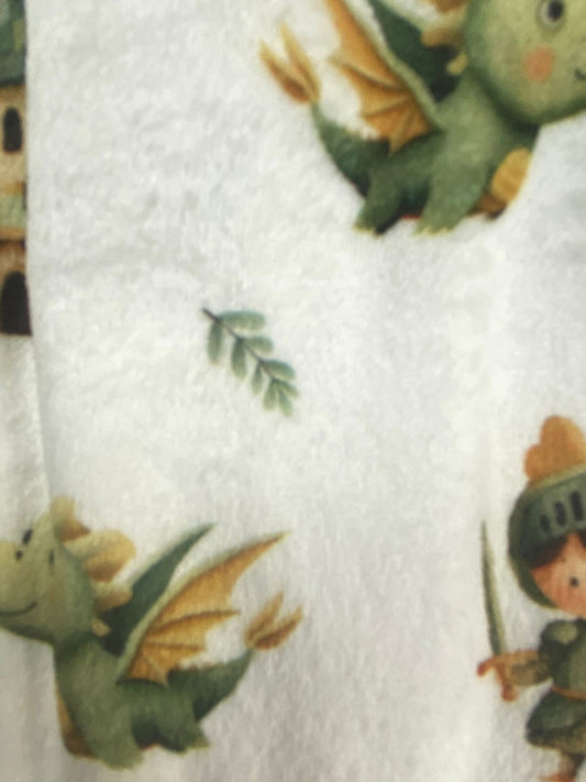 طقم تدفئه بناتي واولادي خامه قطيفه ناعمه مبطن من الداخل  😍💞😍