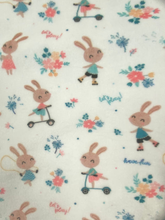 طقم تدفئه بناتي واولادي خامه قطيفه ناعمه مبطن من الداخل  😍💞😍