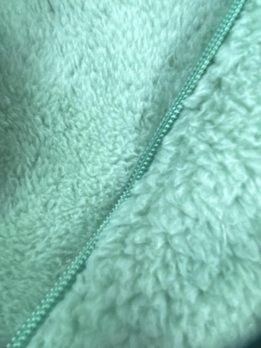 بيجامه فرو اولادي وبناتي مبطنه من الداخل خامه مريحه رسمة نجمه 😍😍