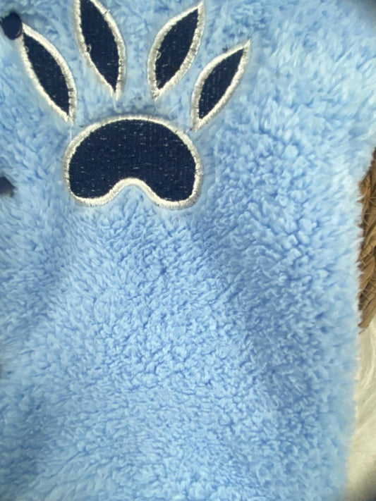 بيجامه فرو اولادي وبناتي مبطنه من الداخل خامه مريحه رسمة الكسلان 😍😍