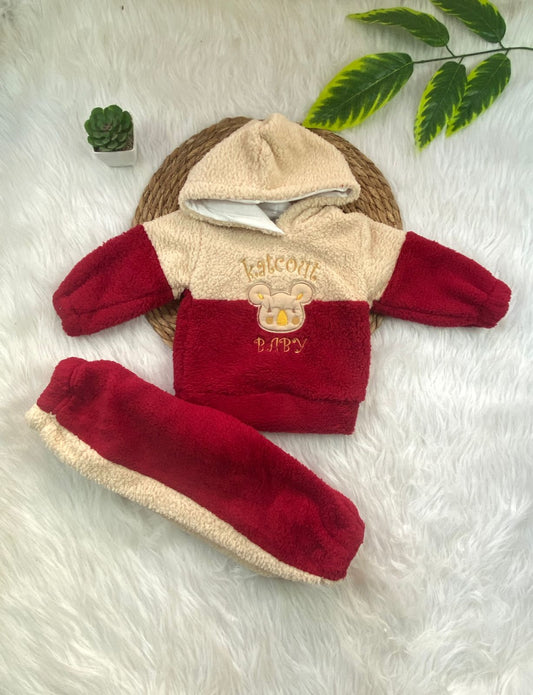 بيجامه فرو اولادي وبناتي مبطنه من الداخل خامه مريحه katcout 😍😍