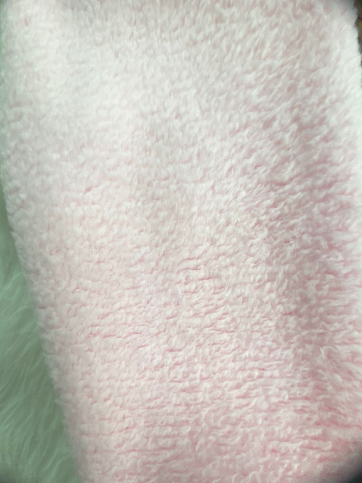 بيجامه فرو اولادي وبناتي مبطنه من الداخل خامه مريحه رسمة ارنبين 😍😍