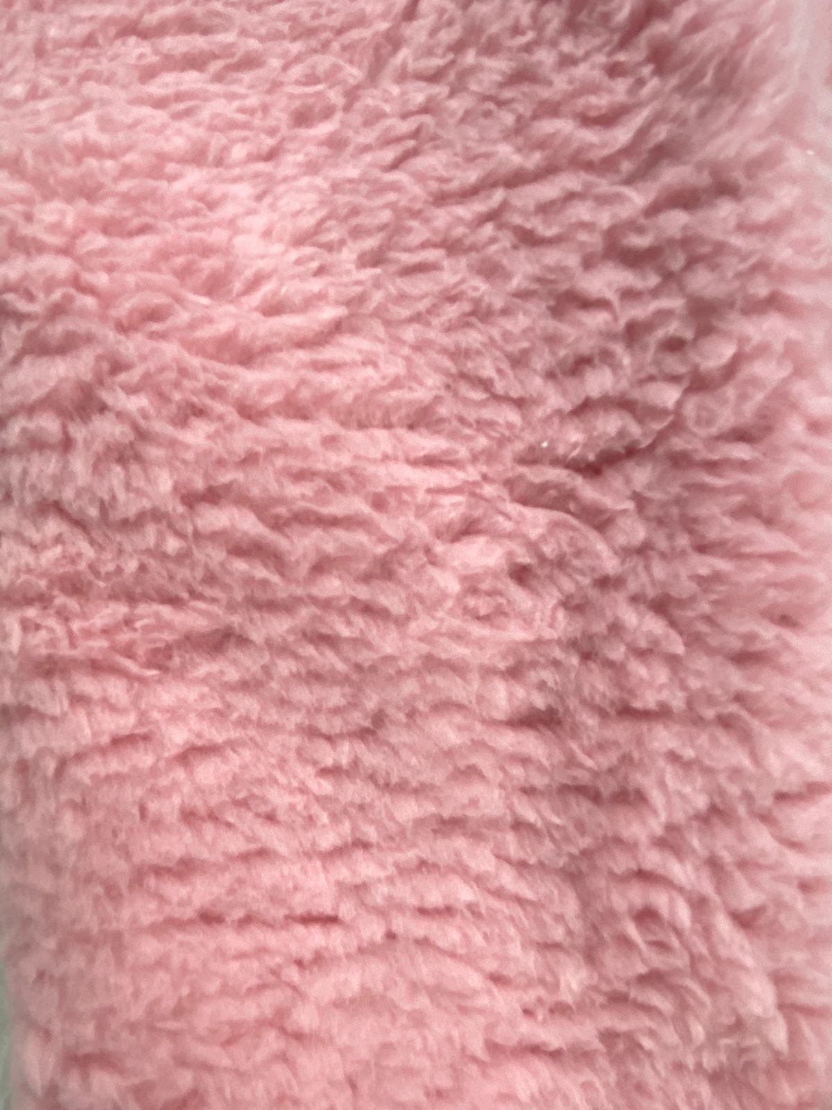 بيجامه فرو اولادي وبناتي مبطنه من الداخل خامه مريحه رسمة ارنبين 😍😍