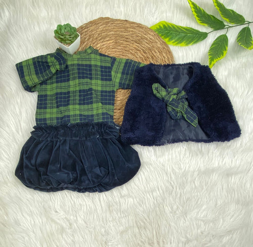 فستان بناتي  قطن وجاكت فرو خامه مريحه مكون من قطعتين ❤️❤️