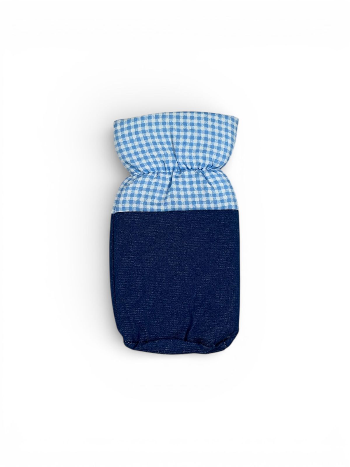 جراب ببرونه خامه جيمز لحمايته من الاتربه اولادي وبناتي 😍😍