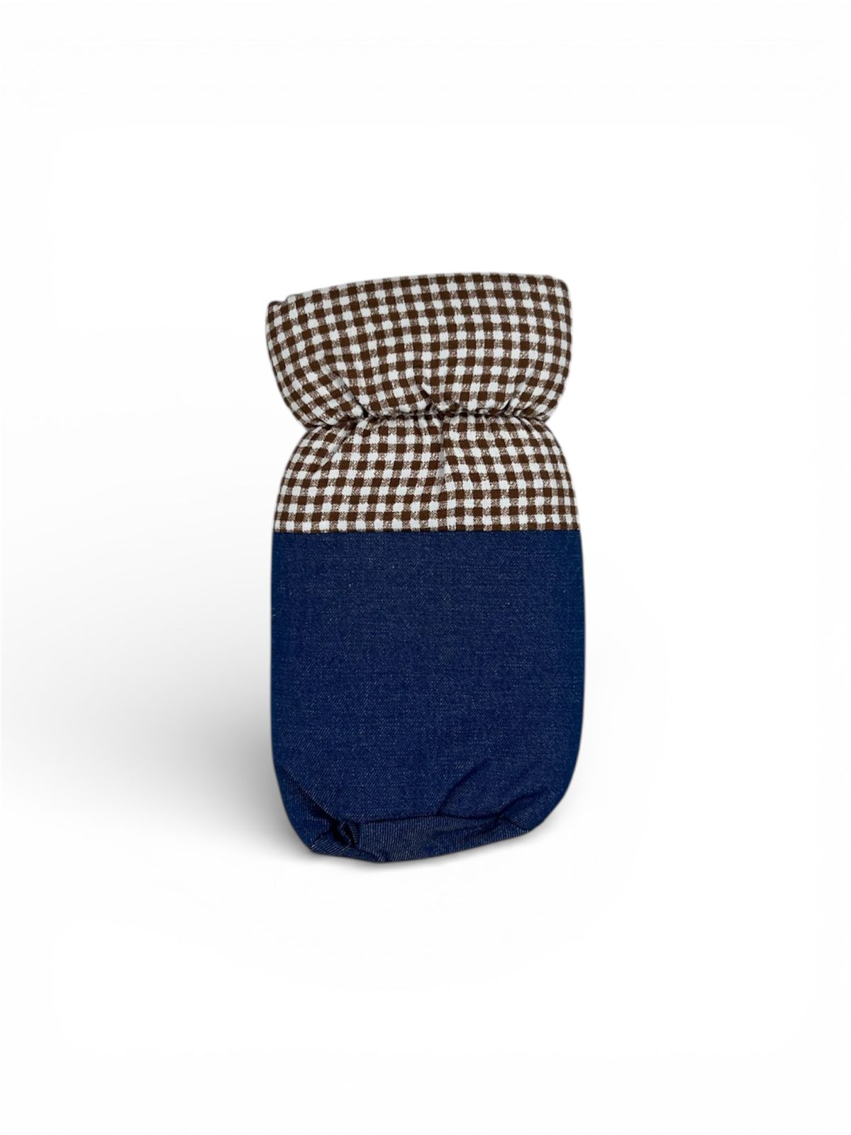 جراب ببرونه خامه جيمز لحمايته من الاتربه اولادي وبناتي 😍😍