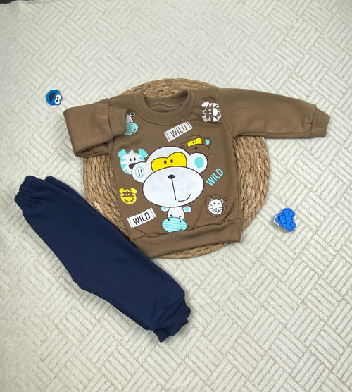 طقم اولادي  شتوي خامه ميلتون مكون من قطعتين مبطن من الداخل wild❤️🤍