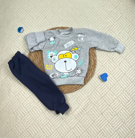 طقم اولادي  شتوي خامه ميلتون مكون من قطعتين مبطن من الداخل wild❤️🤍