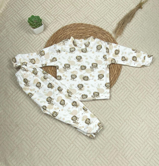 طقم تدفئه اولادي وبناتي خامه قطيفه ناعمه 🤍🤍