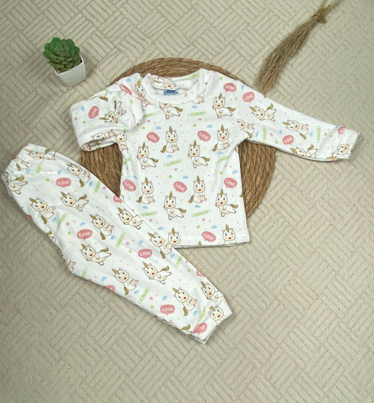 طقم تدفئه بناتي واولادي خامه قطيفه ناعمه مبطن من الداخل  😍❤️