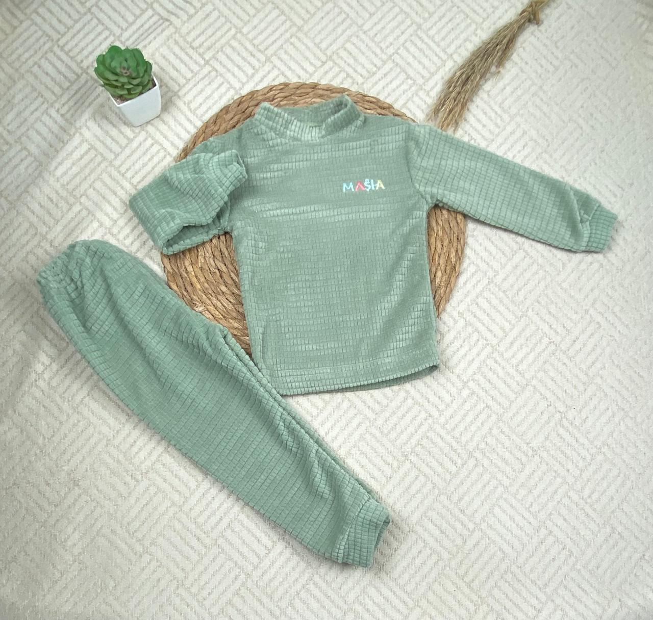 طقم تدفئه اولادي خامه قطيفه ناعمه مبطن من الداخل 12 - 18 شهر 😍💞❤️