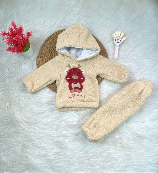 بيجامه فرو اولادي مبطنه من الداخل خامه مريحه رسمة غزاله  😍😍