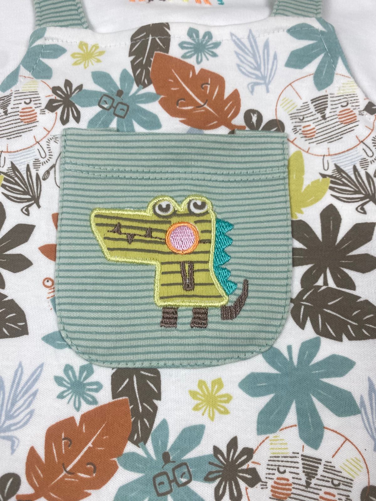 سالوبيت خريفي قطن 100 % اولادي وبناتي ماركة فل مون رسمة ديناصور 😍❤️