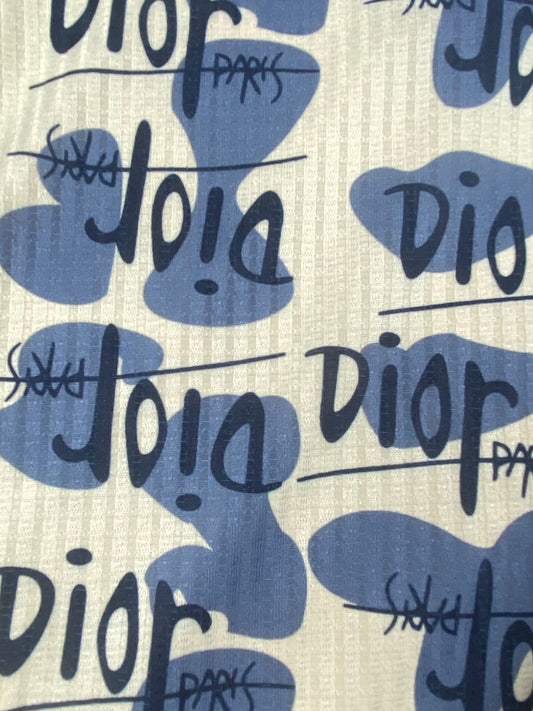 بيجامه صيفي اولادي  قطن100 %  مكون من قطعتين dior🤍😍