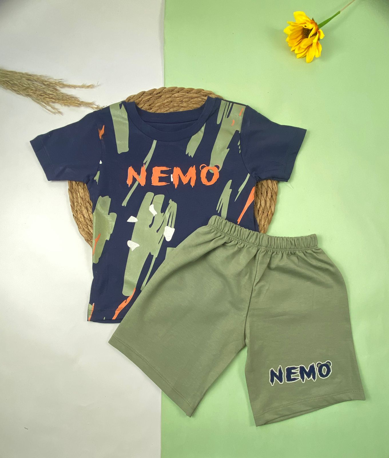 بيجامه اولادي قطن مكون من قطعتين nemo🤍😍