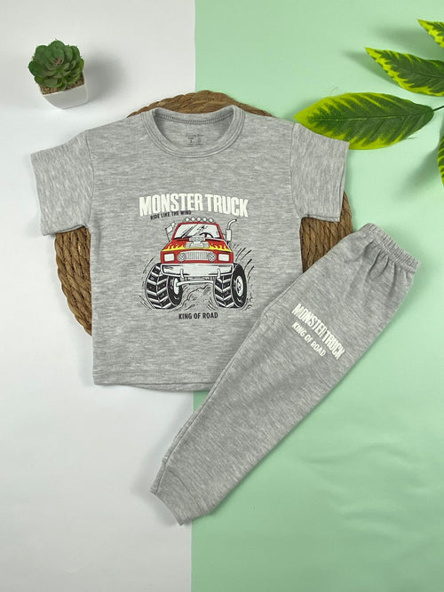 بيجامه اولادي  قطن 100% مكون من قطعتين king of road 🤍😍