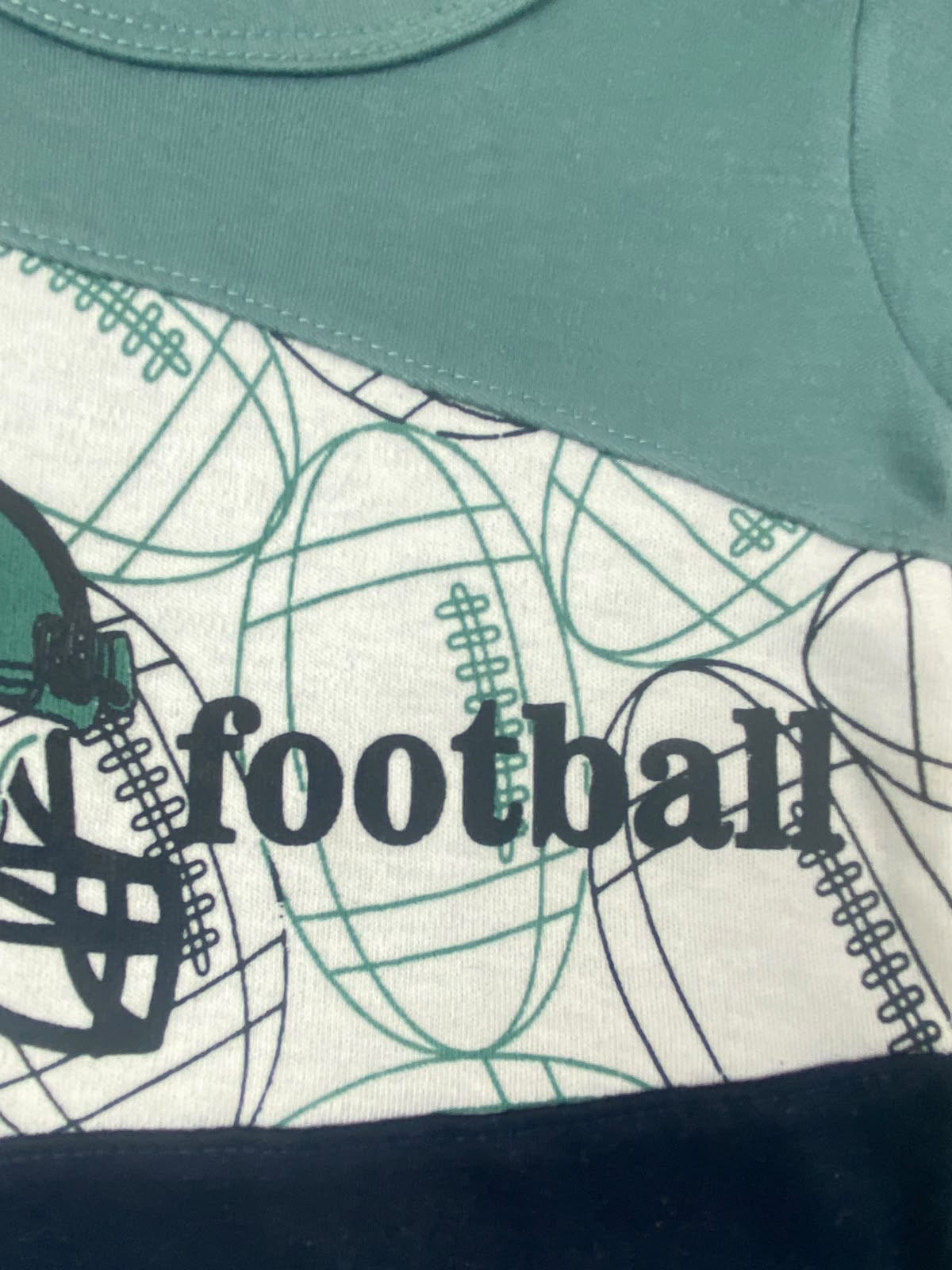 بيجامه صيفي اولادي  قطن 100% مكون من قطعتين  football🤍😍